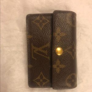 *moving sale*  Louis Vuitton Wallet/Card Holder
